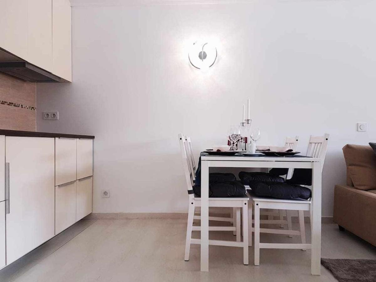 Lujoso Apartamento En De La Isla De Puerto Marina بينالماذينا المظهر الخارجي الصورة
